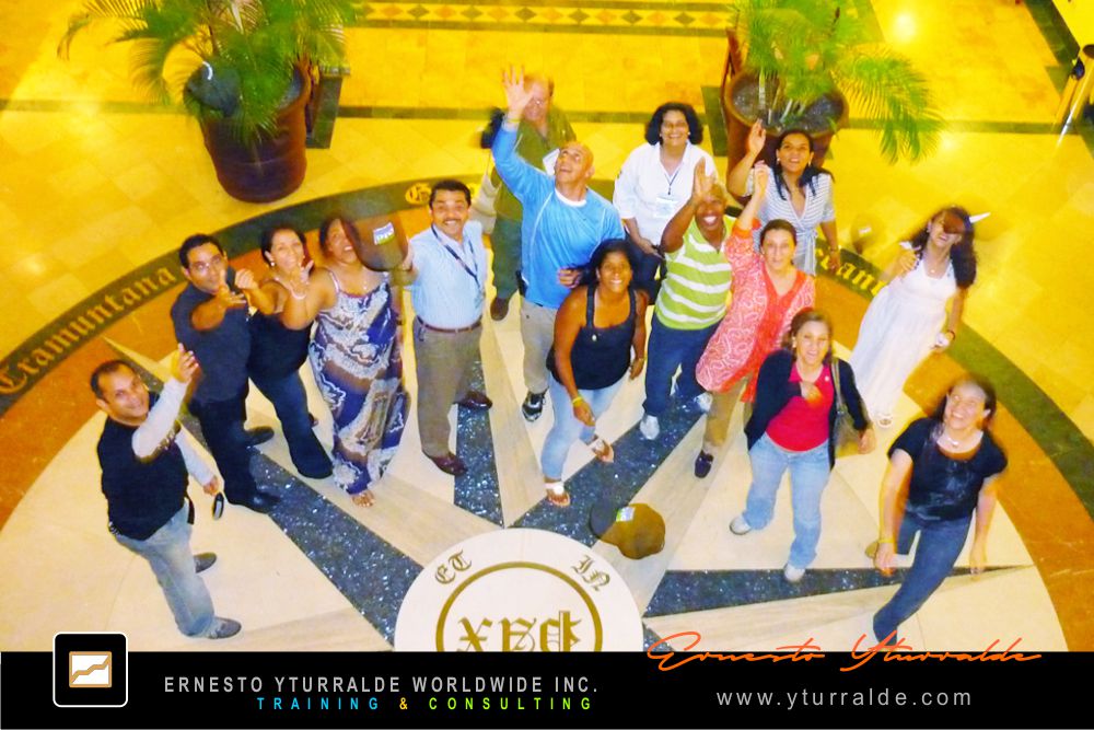Team Building Panamá en Cuerdas Bajas | Programas Outdoor para fortalecer la confianza de los equipos